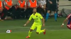 This is insane! Check it out! | Crazy Football Videos