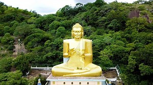 Dambulla is home to Sri Lanka's largest cave complex. But hidden inside these caves is a spectacular series of sprawling temples. Come explore with us. This Great Big Story was made possible by Tourism Sri Lanka | Great Big Story