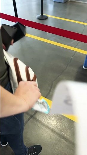 How to use the self serve kiosk at Costco ￼