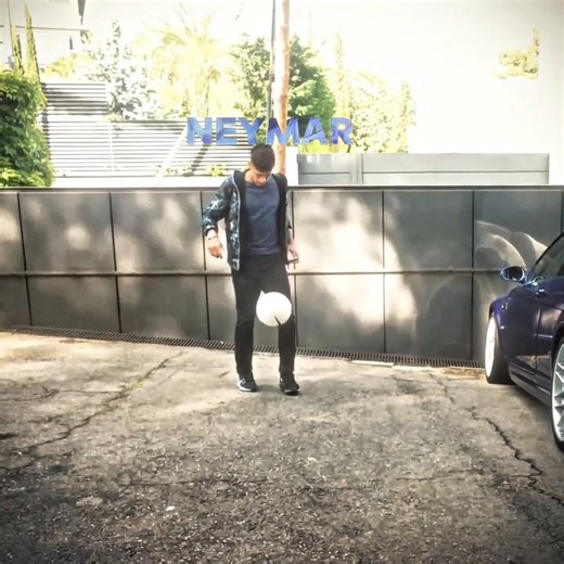 Neymar jr juggling skills 🔥🇧🇷🇧🇩. #viralvideo #skills #neymar #brazilianfootballer .