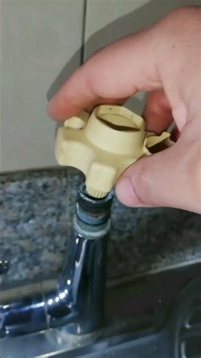 How To Remove/Uninstall A GROHE Kitchen Faucet Or Mixer! #remove #uninstall #howto #shorts