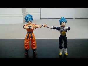 Goku and Vegeta Do the Fusion Dance (Stop Motion Animation)