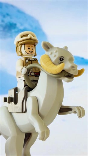 LEGO Star Wars Wampa Attack on Hoth