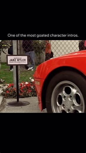 Cinema Moviiee on Instagram: "Chris Evans as Jake Wyler, the popular jock 😎 Not Another Teen Movie is a 2001 American teen parody film that spoofs the conventions and clichés of popular high school movies from the 1980s and 1990s. The plot primarily spoofs the film She’s All That, where a popular jock makes a bet that he can transform an “ugly” girl into the prom queen. Plot Summary The story is set at John Hughes High School, a place filled with standard teen movie character stereotypes. Popul