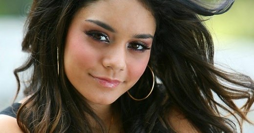 Vanessa Hudgens: Bio, Height, Weight, Measurements