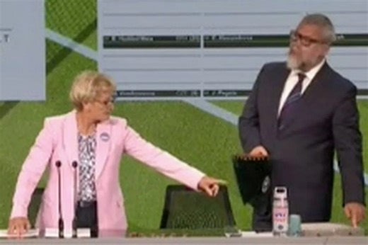 Wimbledon draw leaves fans confused over TV mix-up as graphic displays wrong player