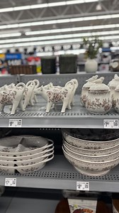 🤍 The Pioneer Woman just launched lots of cute new items! Pick from cookie jars, dutch ovens, and lots more! I’ve got this collection linked in my bio 🫶🏻 #walmart #kitchenessentials #pioneerwoman | Walmart Gems