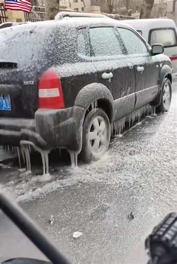 Explore the Most Satisfying Freeze Moments