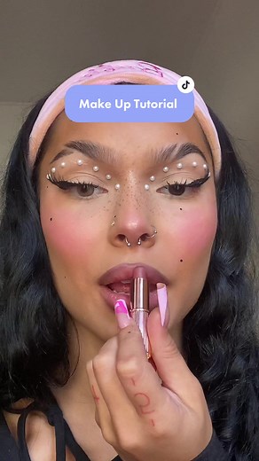 U want to see more of that? #makeuptutorial #tutorial #fy #viral #goviral
