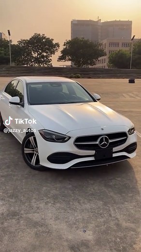 2022 Mercedes Benz C300 Review by Jazzy Autos