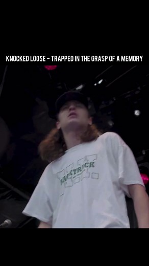 @Knocked Loose - Trapped in the Grasp Of a Memory - Live Unify Gathering 2018 - Victoria, Australia If my timing is correct here. This is being played prior to ‘Different Shades of Blue’ release. Stick around to the end. Heavy breakdown, then they play it again but slower and the crowd goes bananas. #knockedloose #differentshadesofblue #hardcore #hxc #hardcorefestival #metal #metalcore #metalfestival #breakdowns #breakdownsofinstagram #breakdowns_ig