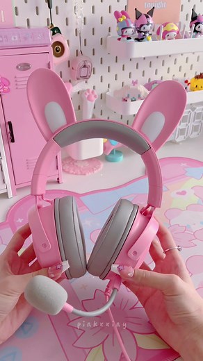 Razer Kraken Kitty V2 Pro Pink RGB Headset | Kawaii Aesthetic Gaming Gear