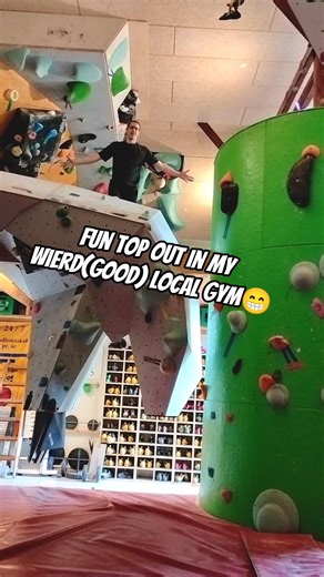 Top out fun problem with big holds - Indoor Bouldering #shorts