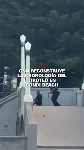 Esto es lo que se sabe, paso a paso, del tiroteo ocurrido en Bondi Beach, en Sydney, que dejó al menos 15 muertos y 27 personas hospitalizadas. El ataque, declarado un acto terrorista dirigido contra la comunidad judía australiana, es el tiroteo masivo más letal en el país en casi 30 años. CNN reconstruye la cronología de la tragedia. | CNN en Español