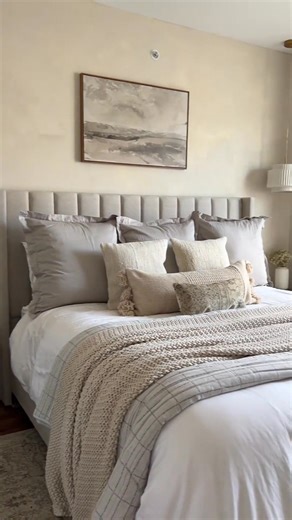 Promary bedroom makeover day 7: she’s done! #bedroommakeover | Bymeghang
