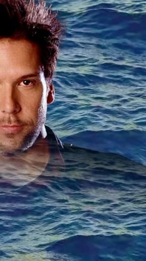 Dane Cook on Instagram: "A new episode is LIVE on YT now. RECAP w/ Dane Cook 🔥🔥🔥 @livenationcomedy"