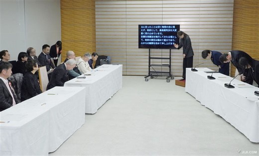 高市首相「政府の責任重大」　補償法１年で強制不妊被害者と面会：時事ドットコム