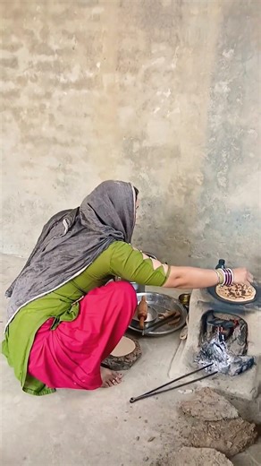 Aalu paneer ke paraathe