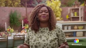 Discovery+ TV Spot, 'A Lot of Pluses: Chefs'