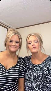 Kendall and Kayleigh | Clawclip hair tutorial ❤️ #clawclip #hair #clawcliphairstyle #tutorial #twinsofinstagram | Instagram