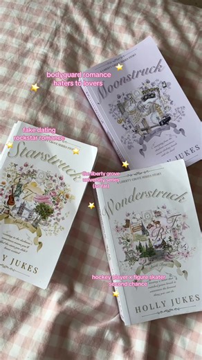 i love my little fictional world so much !!💗⭐️🫧🫶🏼🗽 ___________ if you’re new here… HI ! my name is holly, and i’m a romance author from the north of england! my current series (college romance!!) is almost fully complete, and whilst we wait for the 4th and final book of the liberty grove series, the first 3 books in the liberty grove university series are out now on amazon and kindle unlimited, recommend for those who love: ✨ fake dating ⛸️ hockey romances 🫶🏼 college settings 💗 new york 