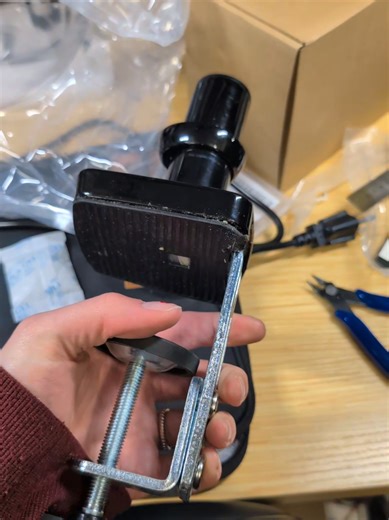 DIY Hydraulic Laptop Arm with Fusion 360 3D Printing