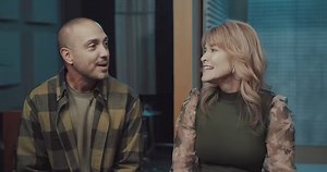 CeCe Winans sat down with K-LOVE DJs Carlos & Amy for an exclusive interview. She talks about her upbringing in a musical family, her decision to pause her music career and focus on ministry and her desire for the church to unite to spread the love of Jesus. | K-LOVE Radio