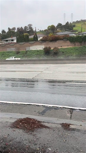 🌧️RAIN DAY🚔 Things to remember; • Slow down • Turn your headlights on(wipers on = lights on) • Leave extra space — NO tailgating • If you can’t see, pull over safely. No destination is worth a crash. CHP will be out there doing our part to keep everyone safe and help when needed. Drive smart. Arrive safe. #CHP #CaliforniaHighwayPatrol #DriveSafe #RainyDayDriving #SlowDown #WipersOnLightsOn #ArriveAlive #TrafficSafety | CHP - Hayward