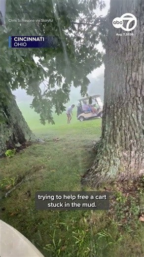 Man struck by lightning on golf course