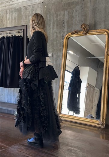 Uscire dagli schemi é l’unica vera cosa che importa nella vita, giocate con la fantasia, esagerate, distinguetevi. #tadashi