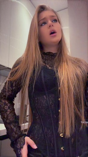 🦄Ana Beregoi🦄 (@anaberegoiofficial_)’s videos with sunet original - Iuliana Beregoi