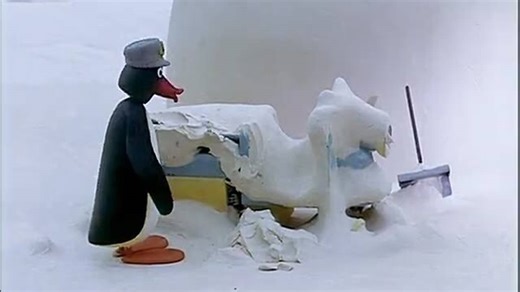 Pingu - Season 4 - Ep 84 - Pingu Clears the Snow