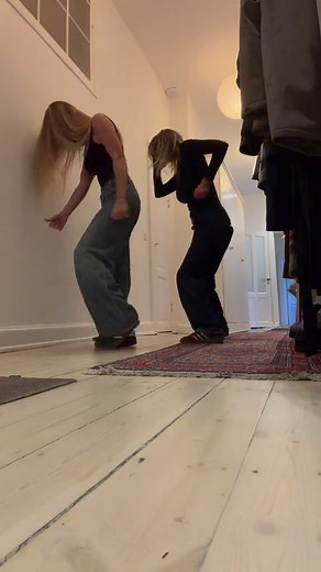 Zara Larsson - Shake That Ass Hoe (Midnight Sun Performance)