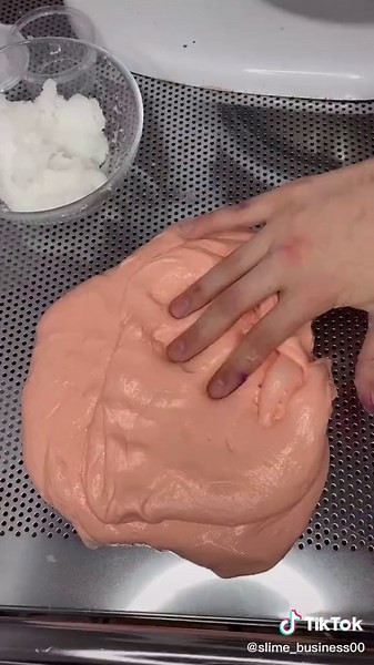 making peach cloud slime!🍑☁️ #fyp #fy #foryoupage #business #slimeee #getthisfamous #asmr #peach #cloud #cloudslimetutorial #cloudslime