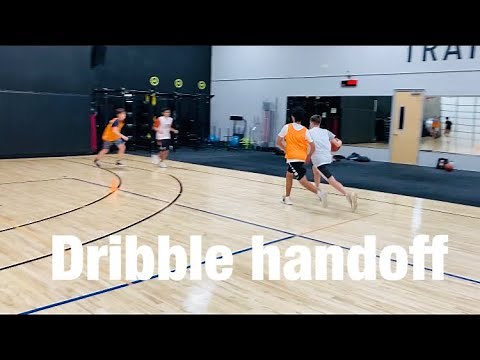 How to dribbling hand off