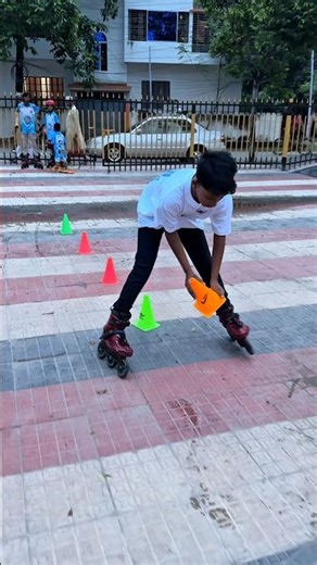 👍প্রশিক্ষণ ছাড়া চেষ্টা করবেন না।🛼 #skating #stunt #skate #skateboard #shorts ‪@Brother_Skating_7‬