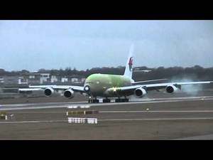 A380 Malaysia Airlines. 9M-MNC first flight