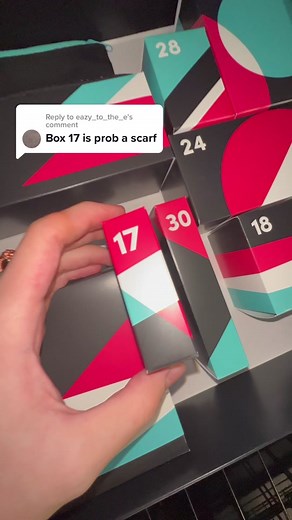 Replying to @eazy_to_the_e noo I wanted tik tok tated on my forehead😭😭 #tiktok #box #christmas