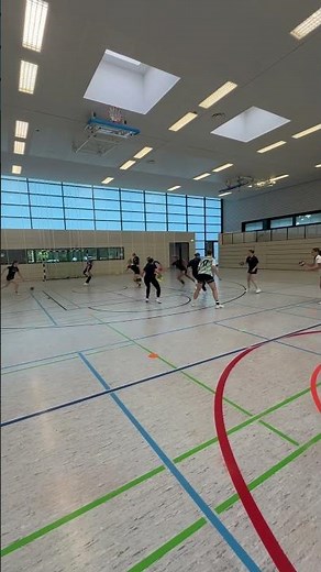 Aufwärmspiel für alle Altersklassen beim Handball #handballtraining #handball #handballer