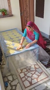 44M views · 341K reactions | OMG.. सिर्फ 2 गिलास चावल से बनाए खूब सारे खिचिया पापड़ #geetascooking | Geeta's Cooking | Facebook