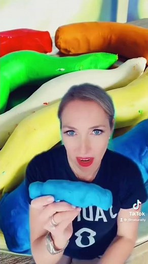 What Causes a Poop Blue? #shorts #blue #digestion #doctorjanine