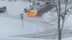 Kentucky man clears snowy driveway using flamethrower