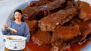 Melt-in-Your-Mouth Beef Short Ribs - Easy Slow Cooker Magic