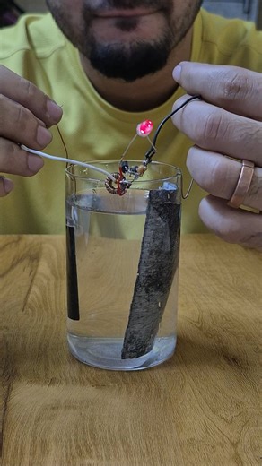 Velocity | Producing Electricity⚡️from WATER 🌊 #experiment #electricity #water #shorts #BatteryHack #DIYProject #Electrochemistry #ScienceShorts... | Instagram