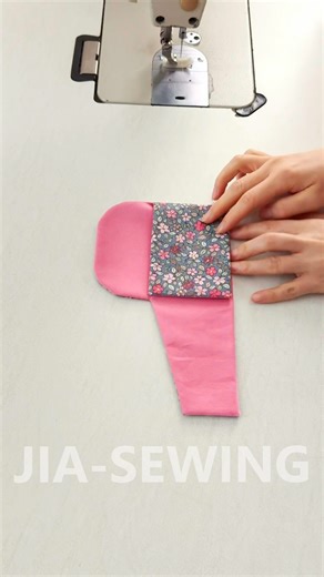 @jia.sewing on Instagram: "Orange Card Wallet🍊✨ | DIY | Quick Sewing Tips No.347 💡Sewing Tools Link in Bio.💡 Material: Cotton / Snap Buttons Measurements: 11cm (4.33in) 7.5cm (2.95in) 13cm (5.12in) 4.5cm (1.77in) 33cm (12.99in) . . . . . . . . . . . . . . #etsycreatorco #sewing #sewingtips #sewingtipsandtricks #quicksewingtips #seamstress #tailoring #accessorries #diycraft #wallet #purse #bags #crossbag #cellphonebag #handbags #DIY #quiltedwallet #cardwallet #cushioncover #bookamark #jia-sewi