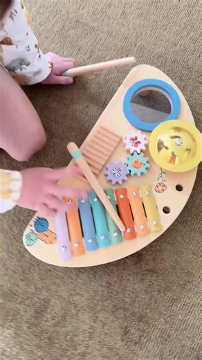 Sound, rhythm and hands-on fun. With a xylophone, cymbal, drum and turning cogs, the PHOOHI Music Centre helps toddlers explore movement, creativity and early coordination. Perfect for curious little musicians aged 24 months and up. Available online or in-store at Baby Factory. https://www.babyfactory.co.nz/phoohi-music-centre-4021197-one | Baby Factory