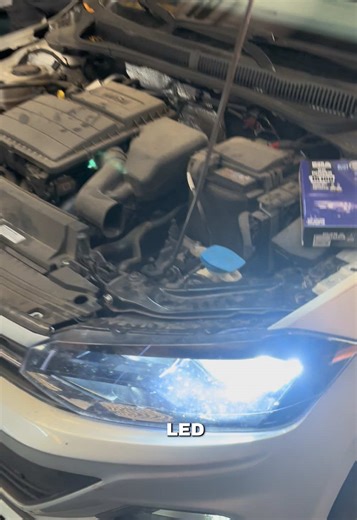 Lamparas Cree Led H7: Ilumina tu auto con estilo