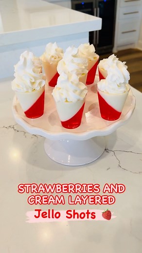 Jessica Neff | Sober Living & Lifestyle | The BEST tasting Jello Shots I have made so far. 🍓😋 🍓Strawberries and Cream Jello Shots 🍓 Valentine’s Day Treat 💌 Ingredients: Clear 2... | Instagram