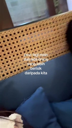 Main Kompetitif: Menghadapi Suara Berisik di Samping