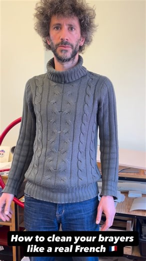 Tip: How to clean your brayers like a real French 🇫🇷 . . . . . . . . #arte #art #grabados #grabado #linograbado #gravure #linogravure #linocut #print #linoprint #printmaker #printmaking #prints #studio #atelier #taller #workshop #rodillos #rouleaux #brayers #rollers #mexico #mexique #pierregris #pierre #gris #frenchartist #2025 #peopleofprint #popmembers | Pierre Gris